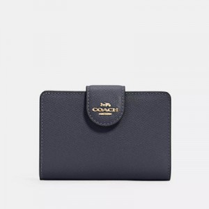 medium corner zip wallet