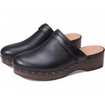 Madewell The Cecily Clog in Oiled Leather