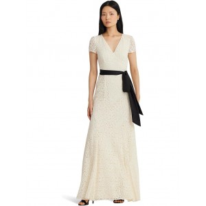 Belted Lace Gown Mascarpone Cream/Black