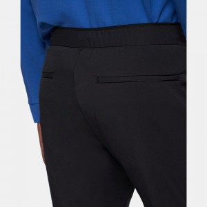 Classic-Fit Jogger Pant in Neoteric
