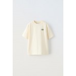 EMBROIDERED PATCH T-SHIRT