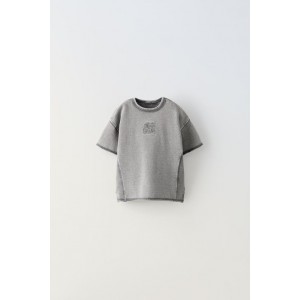 WASHED EFFECT EMBROIDERED T-SHIRT