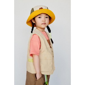 WATER REPELLENT VEST WITH POCKETS